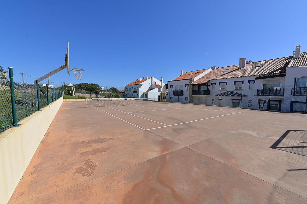 Paddle - Sea View Apartment With 3 Pools, Tennis & Squash Court São Martinho do Porto Zewnętrze zdjęcie